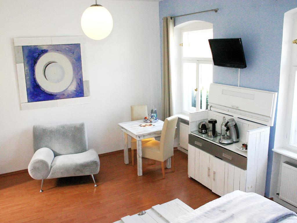 Hotel Ventura's Und 3*