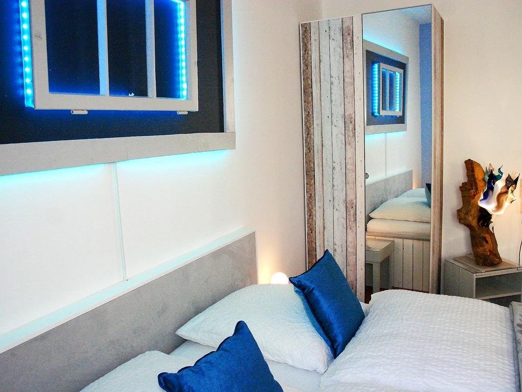 Ventura's Und Hotel 3*